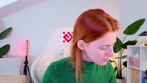 Your doll Lesli online show from 11/26/25, 09:43