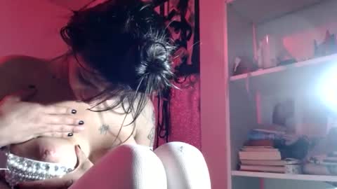 Catherine XXX online show from 01/12/25, 09:08