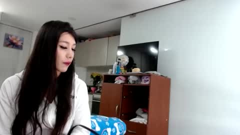 Catherine XXX online show from 10/16/25, 07:59