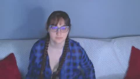 Tessa online show from 03/18/26, 12:19