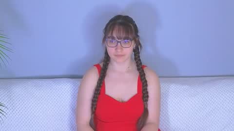 Snapshot of doll_tessa chatting on 04/24/26, 06:16 Tessa online show from 04/24/26, 06:16