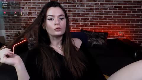 Jade online show from 12/02/25, 03:23