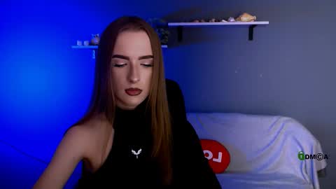 doll_vey online show from 11/09/25, 08:07