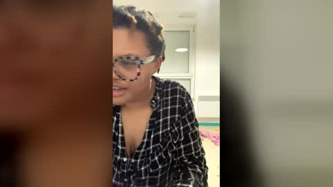 Dolla online show from 02/19/26, 05:53