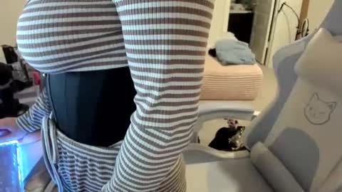 DOLLLFACE online show from 03/13/26, 02:07