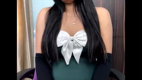 dollmeenu online show from 02/17/26, 09:28