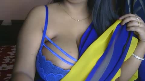 dolly_2 online show from 02/09/26, 04:27