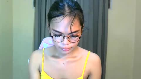 dolly_angel2 online show from 12/06/24, 03:44