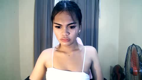 dolly_angel2 online show from 02/24/25, 12:05
