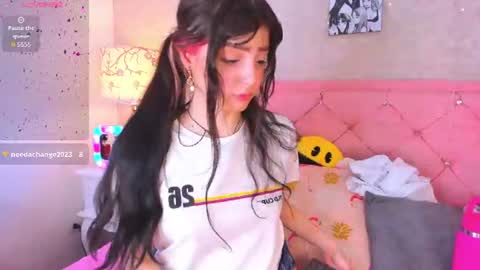 Snapshot of dolly_kitter chatting on 06/23/26, 01:53 dolly_kitter online show from 06/23/26, 01:53