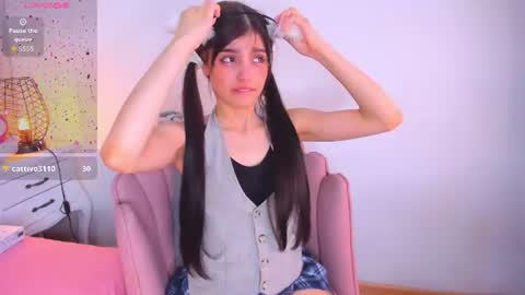 Snapshot of dolly_kitter chatting on 07/22/26, 11:57 dolly_kitter online show from 07/22/26, 11:57