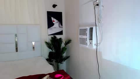 YUMEE online show from 01/16/26, 09:24