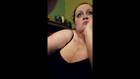 Snapshot of dollydarkside chatting on 03/14/26, 12:06 dollydarkside online show from 03/14/26, 12:06