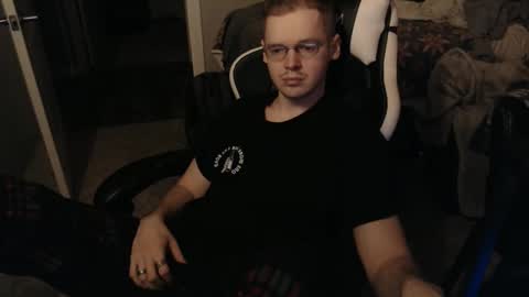 Snapshot of doloresman chatting on 02/18/25, 09:10 doloresman online show from 02/18/25, 09:10