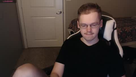 Snapshot of doloresman chatting on 02/28/25, 10:20 doloresman online show from 02/28/25, 10:20