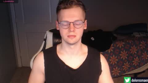 Snapshot of doloresman chatting on 10/16/25, 09:32 doloresman online show from 10/16/25, 09:32