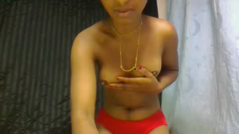 Snapshot of doloresslu chatting on 02/06/26, 01:21 doloresslu online show from 02/06/26, 01:21