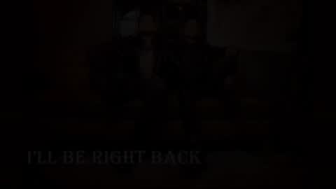 Snapshot of dom2travelers_sm chatting on 03/10/25, 02:26 Diego Castell online show from 03/10/25, 02:26