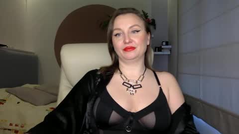 DOM MUMMY online show from 03/08/25, 06:32
