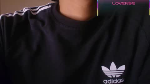 dom_veneno online show from 09/18/25, 07:49