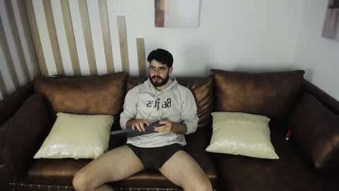 Snapshot of domboy_ chatting on 05/29/26, 11:25 domboy online show from 05/29/26, 11:25