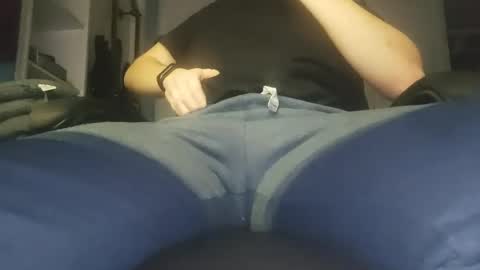 domcook147 online show from 01/21/25, 12:36