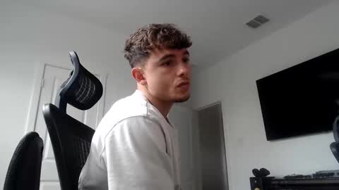 Dom online show from 10/27/25, 06:01