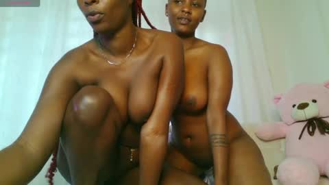 Snapshot of domecesy chatting on 07/08/26, 11:04 Amarie noels online show from 07/08/26, 11:04