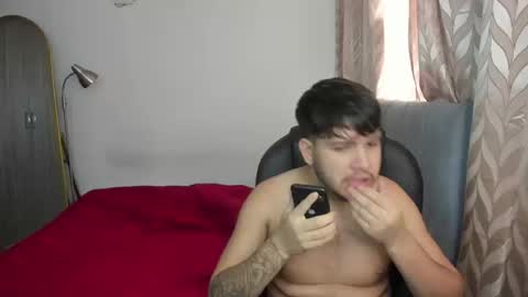 Snapshot of domi_master chatting on 09/20/25, 01:23 MASTER online show from 09/20/25, 01:23