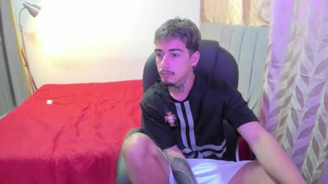 Snapshot of domi_master chatting on 09/21/25, 10:22 MASTER online show from 09/21/25, 10:22