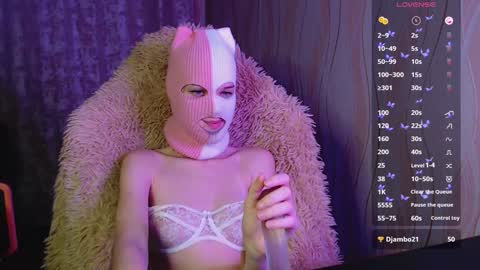 domiiniicana online show from 12/10/24, 01:11