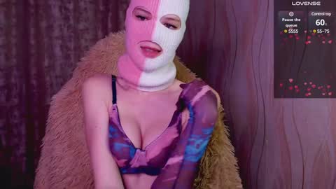 domiiniicana online show from 01/28/25, 02:21