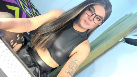 ANGELA online show from 10/15/25, 08:58