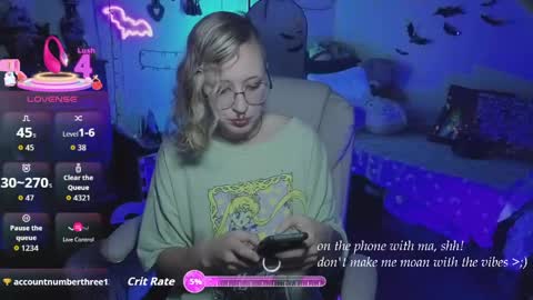 Bigbearnbunnyboy online show from 05/19/26, 12:05