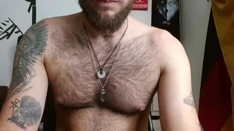 Logan - INDEPENDET MODEL online show from 05/24/26, 07:30
