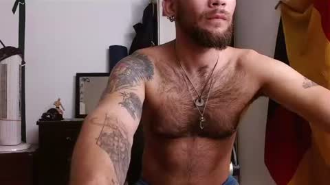 Logan - INDEPENDET MODEL online show from 07/12/26, 11:34