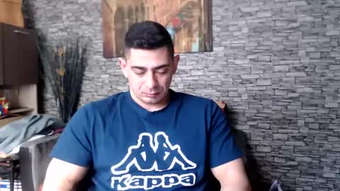 Snapshot of dominatemuscle chatting on 12/28/24, 01:06 Kevin online show from 12/28/24, 01:06