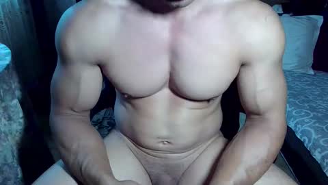 Snapshot of dominatemuscle chatting on 09/12/25, 06:57 Kevin online show from 09/12/25, 06:57