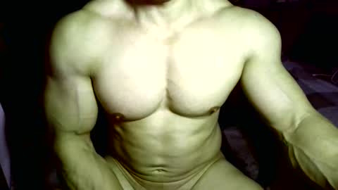 Snapshot of dominatemuscle chatting on 12/20/25, 09:00 Kevin online show from 12/20/25, 09:00