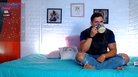 Dominc berry online show from 10/28/25, 11:03