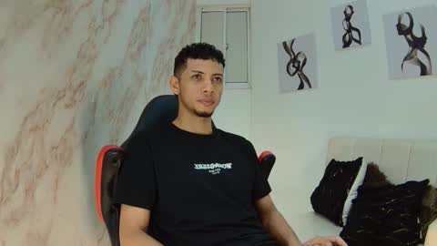 Snapshot of dominic__brown chatting on 03/04/26, 03:45 Dominic online show from 03/04/26, 03:45