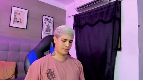 DOMI online show from 04/06/26, 04:46