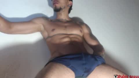 DOMI online show from 11/23/25, 05:13