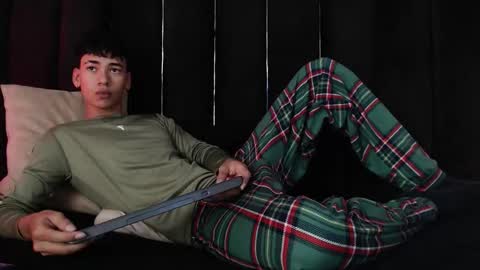 Dominic online show from 11/08/25, 08:40