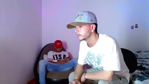 Snapshot of dominic_hanks chatting on 07/01/26, 12:18 DOMINIC AND ANDREW online show from 07/01/26, 12:18