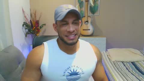 dominic_hulk1 online show from 09/26/25, 03:43