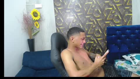 dominic_smith_ online show from 04/02/26, 02:42