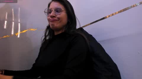   online show from 03/03/26, 01:39