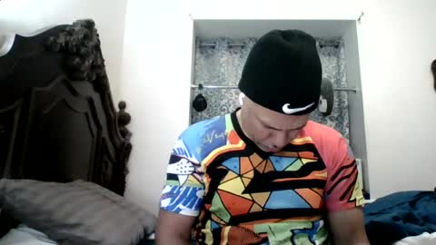 Snapshot of dominicanorico chatting on 06/24/26, 10:53 luis online show from 06/24/26, 10:53