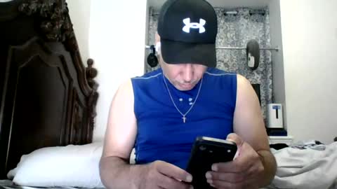 Snapshot of dominicanorico chatting on 07/23/26, 01:52 luis online show from 07/23/26, 01:52